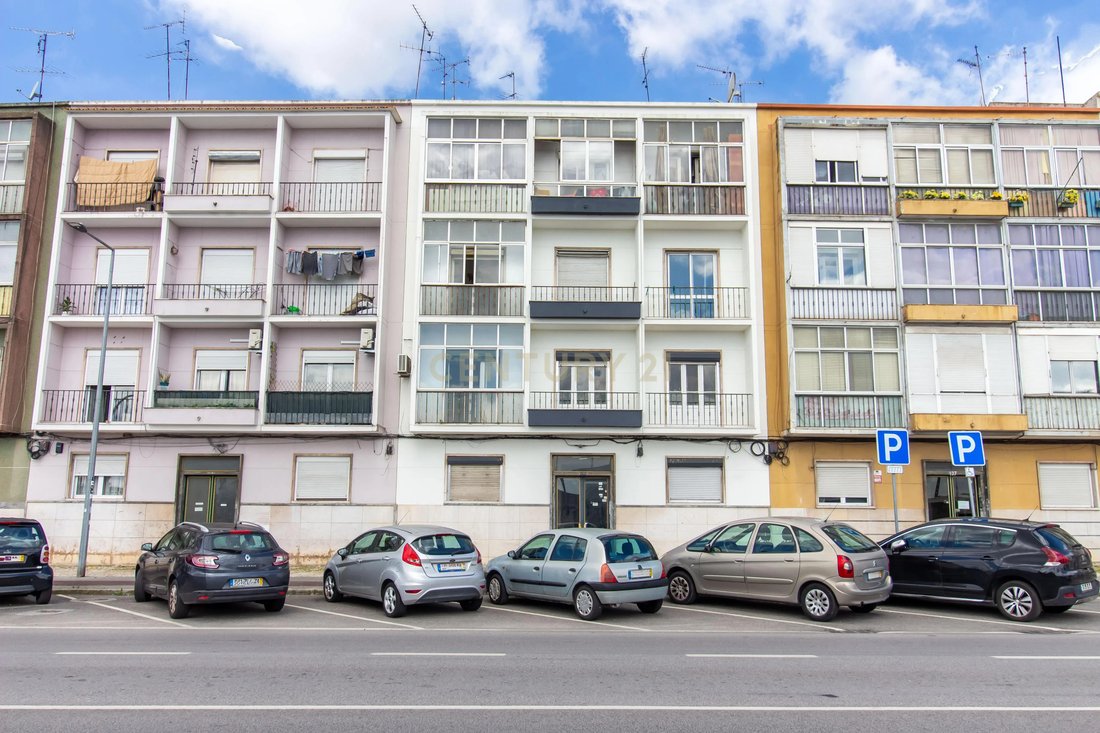 House in Povoa de Santa Iria e Forte da Casa, Lisbon, Portugal 1 - 16708663