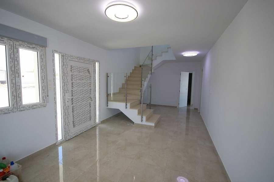 Villa in el Pinos / Pinoso, Valencian Community, Spain 5 - 16708813