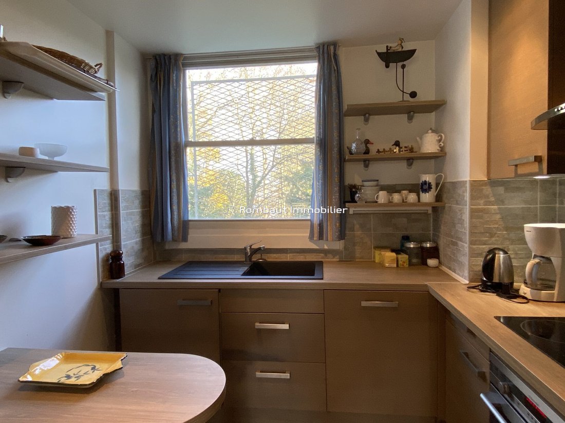 Apartment in Bourg-La Feuillaume Nord, La Celle-Saint-Cloud, France 5 - 16709405
