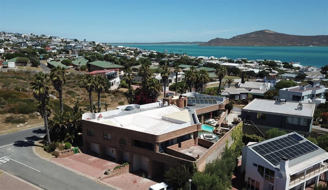 House in Saint Helena Bay, Western Cape, South Africa 2 - 16708492