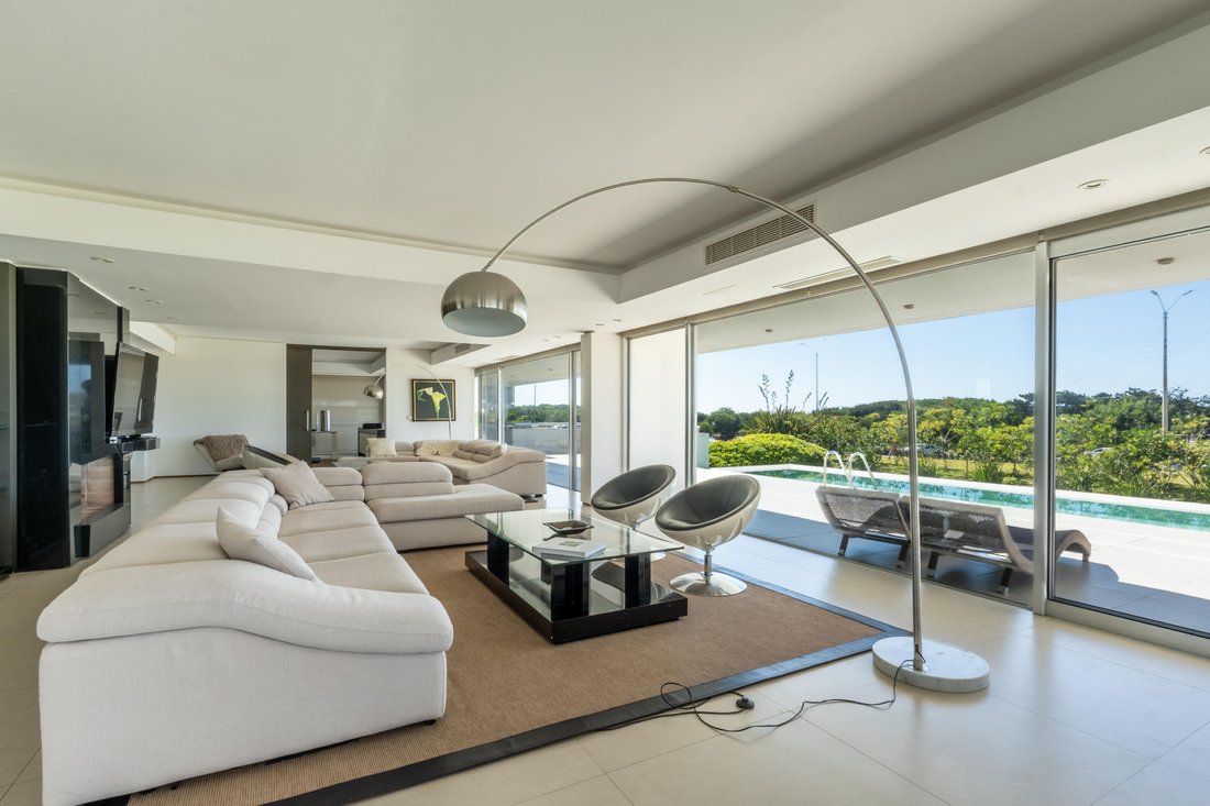 Apartment in Punta del Este, Maldonado Department, Uruguay 1 - 16708257