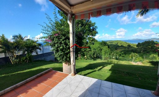 House in Sainte-Marie, La Trinité, Martinique 1