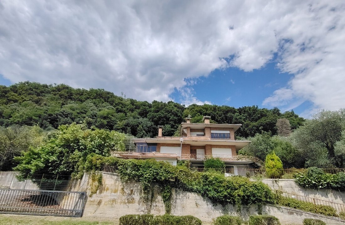 House in Bassano del Grappa, Veneto, Italy 3 - 16709014