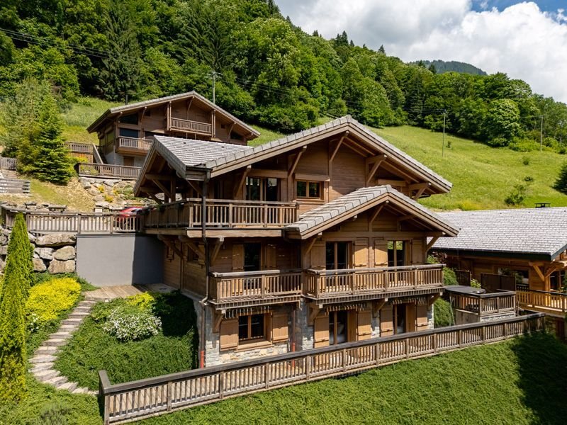Chalet in Morzine, Auvergne-Rhône-Alpes, France 1 - 16708680