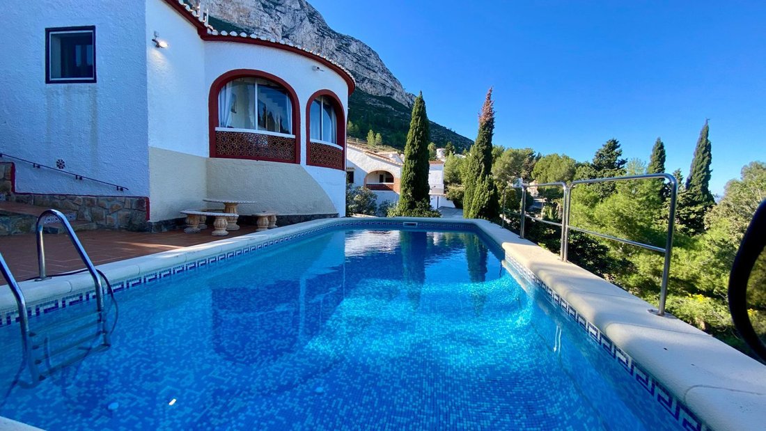 Chalet in Denia, Valencian Community, Spain 1 - 16706456