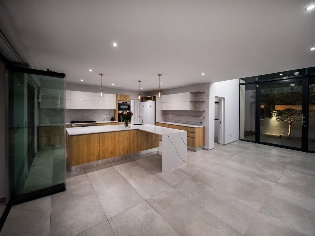 House in Western Cape, South Africa 3 - 16708704