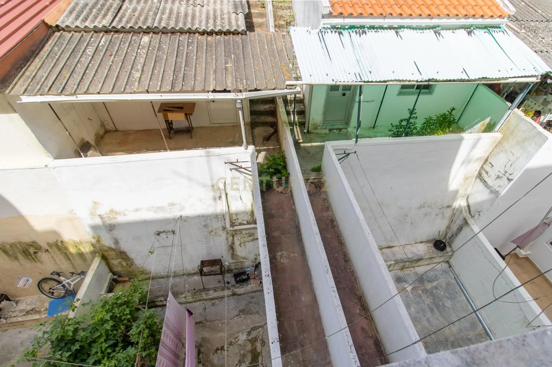 House in Povoa de Santa Iria e Forte da Casa, Lisbon, Portugal 5 - 16708663