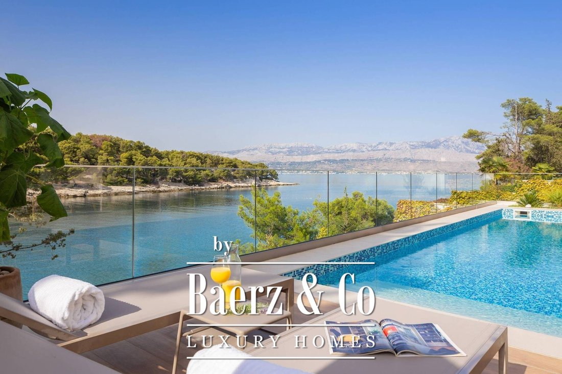 Villa in Supetar, Gespanschaft Split-Dalmatien, Kroatien 2 - 13113152