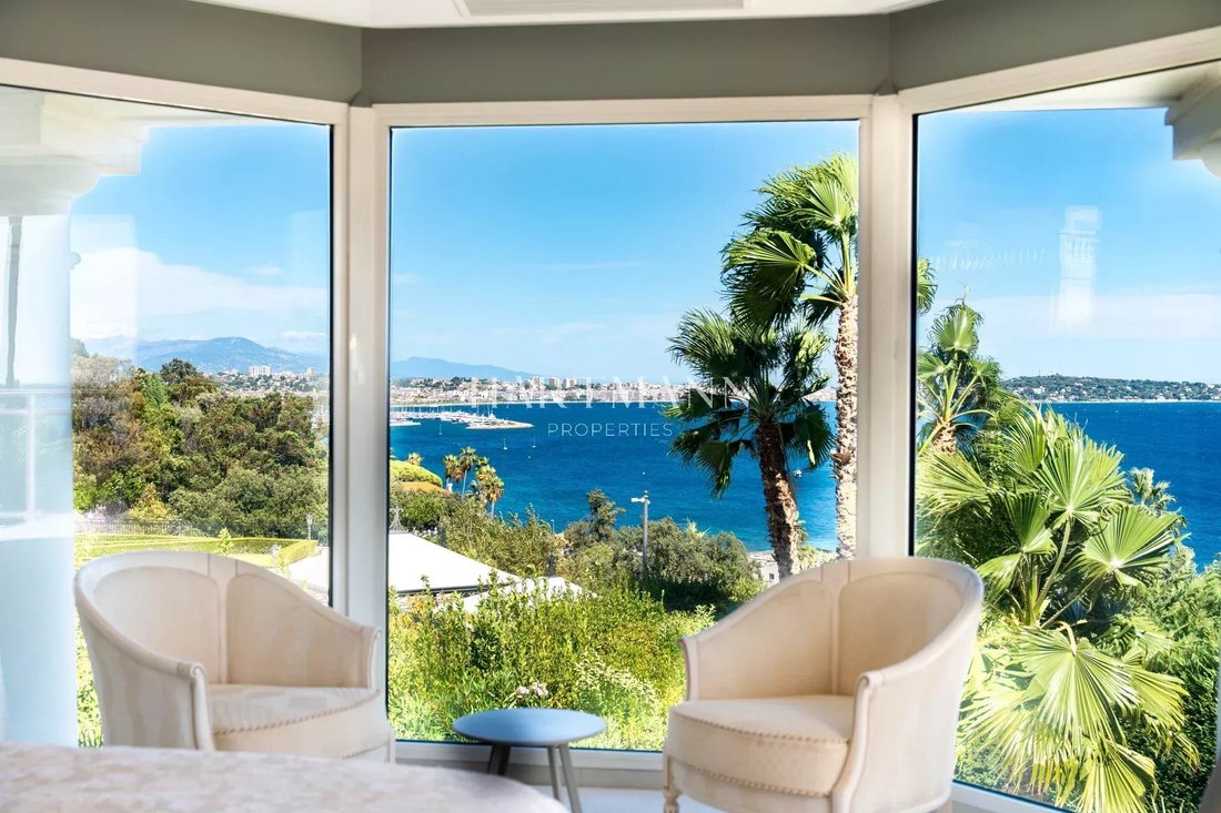 Villa in French Riviera, Provence-Alpes-Côte d'Azur, France 2 - 16708548