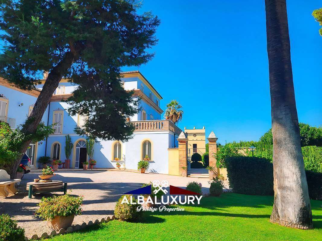Villa in Silvi Marina, Silvi, Abruzzo 5 - 15565141