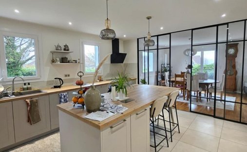 Castle for Sale in Guéret, Nouvelle-Aquitaine, France