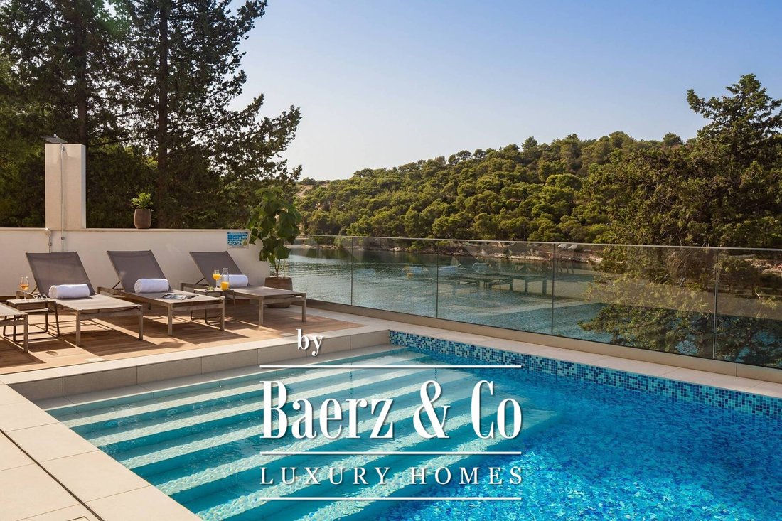 Villa in Supetar, Gespanschaft Split-Dalmatien, Kroatien 3 - 13113152