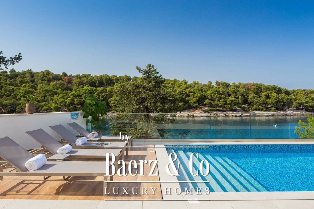 Villa in Supetar, Gespanschaft Split-Dalmatien, Kroatien 1 - 13113152