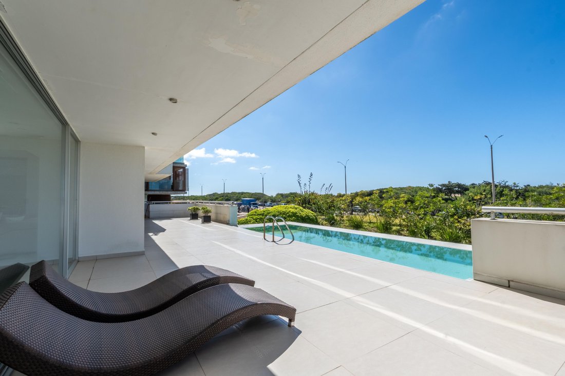 Apartment in Punta del Este, Maldonado Department, Uruguay 2 - 16708257