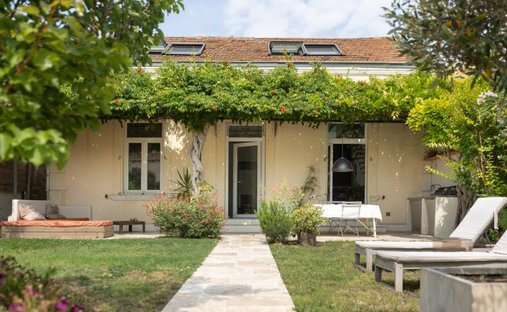 Casa a Arles, Provenza-Alpi-Costa Azzurra, Francia 1