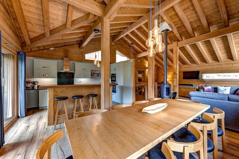 Chalet in Morzine, Auvergne-Rhône-Alpes, France 2 - 16708680