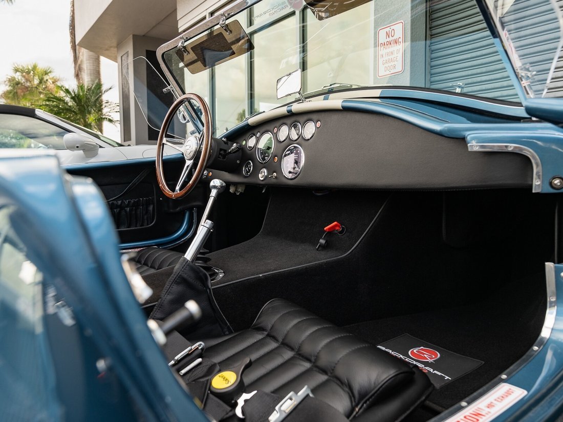 Cabriolet in Naples, FL 2 - 16706943