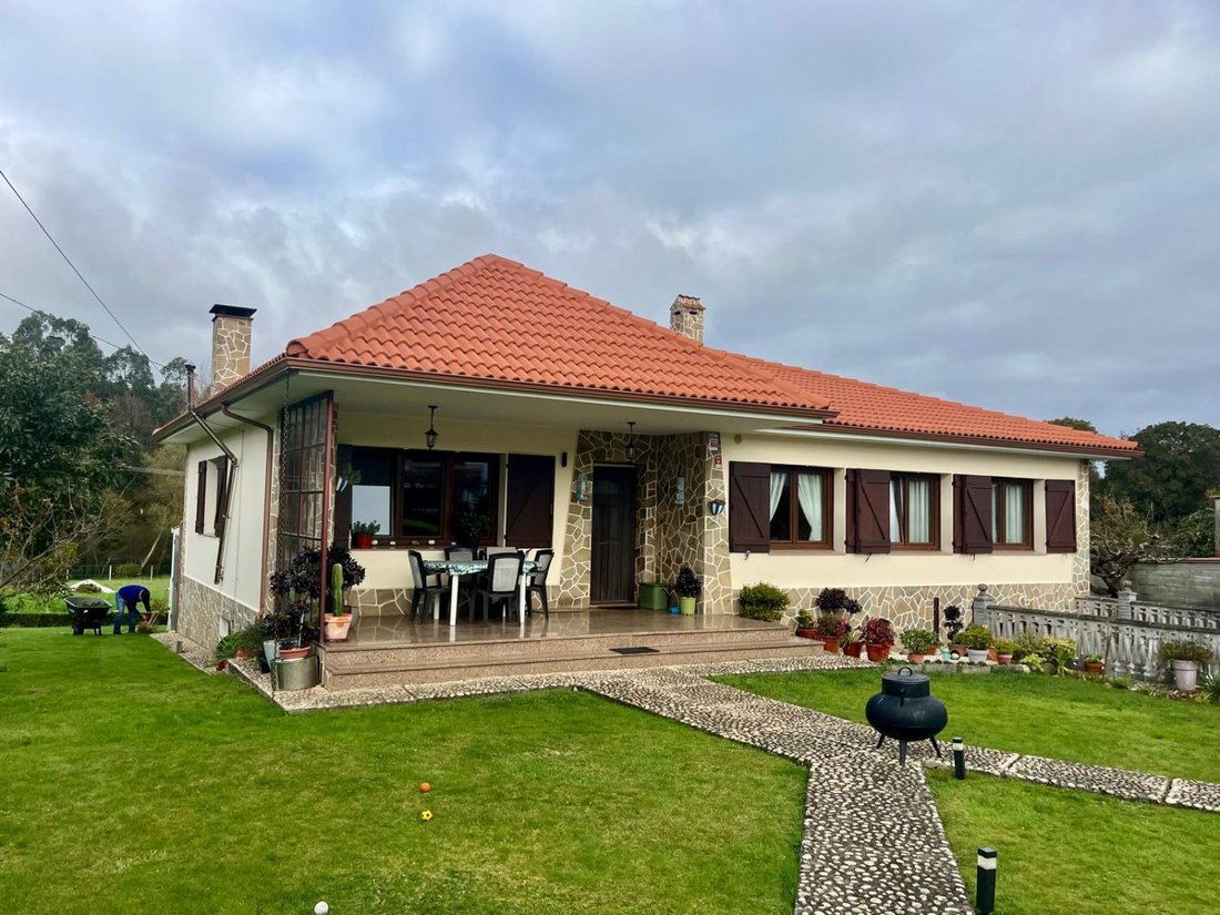 House in Carballo, Galicia, Spain 1 - 16706483
