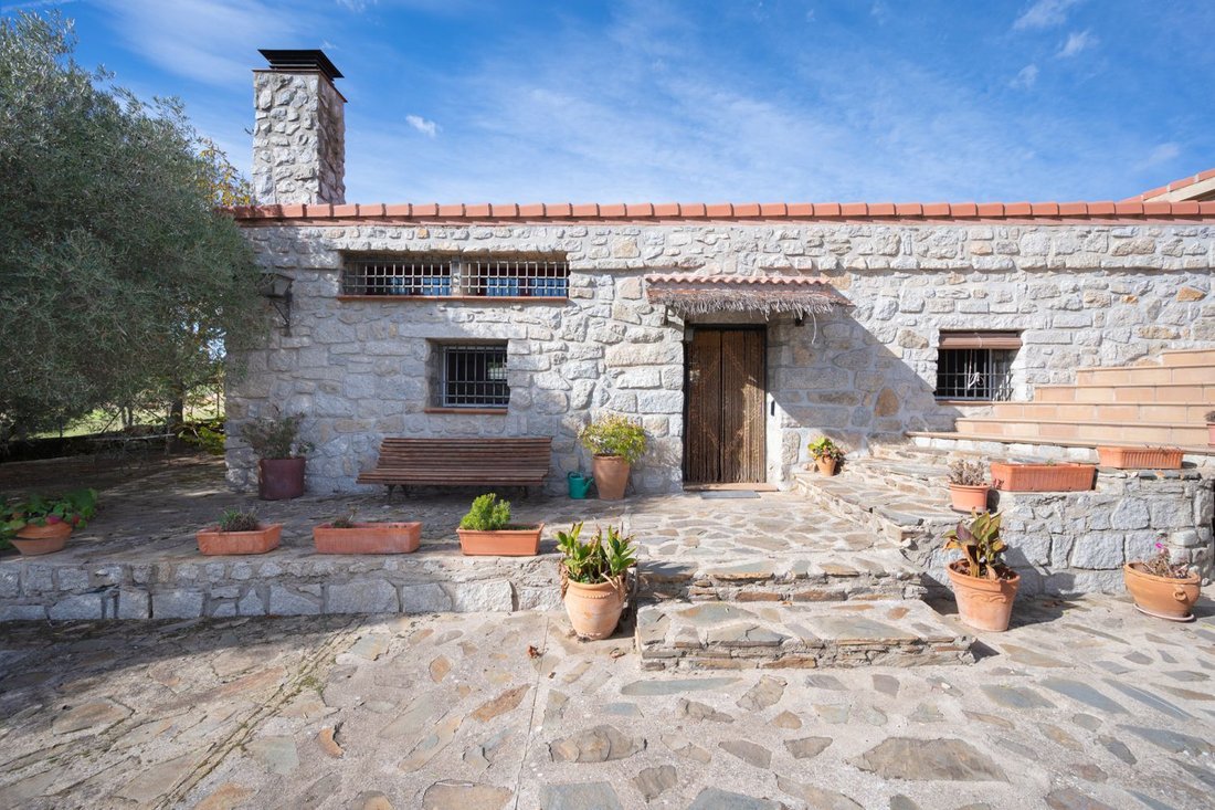House in Colmenar Viejo, Comunidad de Madrid, Spain 4 - 16706491