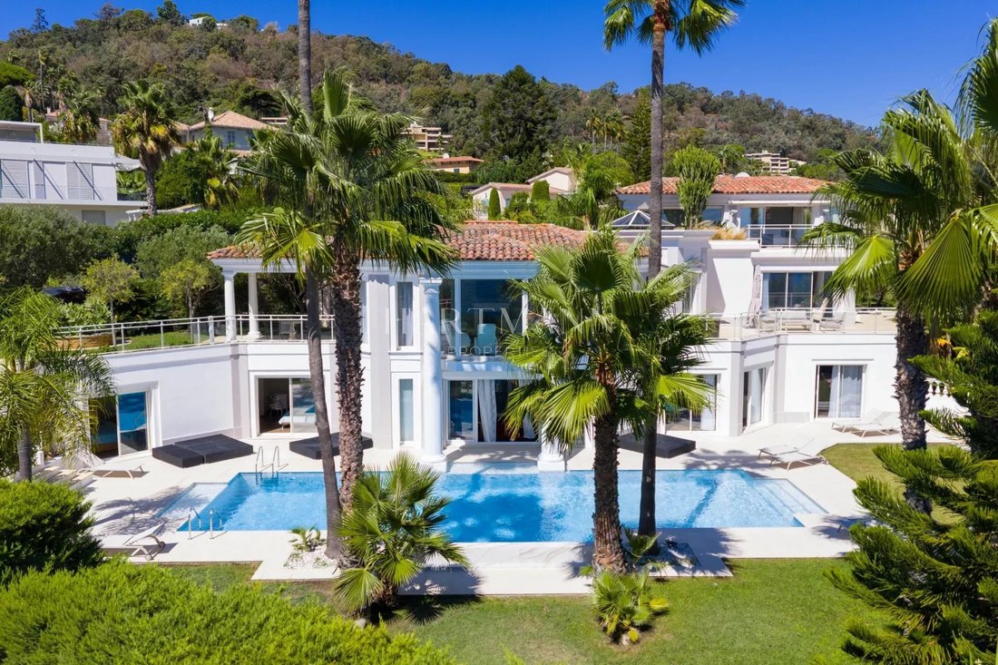 Villa in French Riviera, Provence-Alpes-Côte d'Azur, France 1 - 16708548