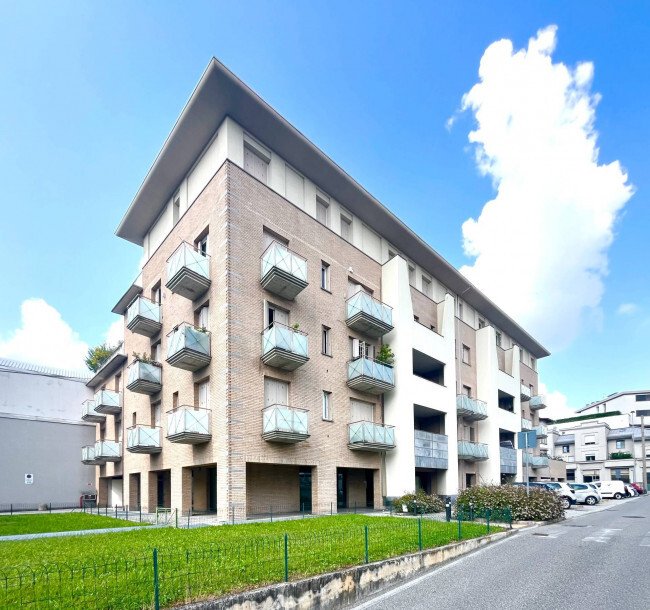 Apartment in Borgo Pignolo District, Bergamo, Italy 2 - 16667252