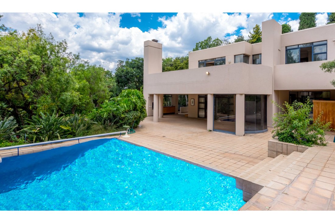 House in Sandton, Gauteng, South Africa 1 - 16706539