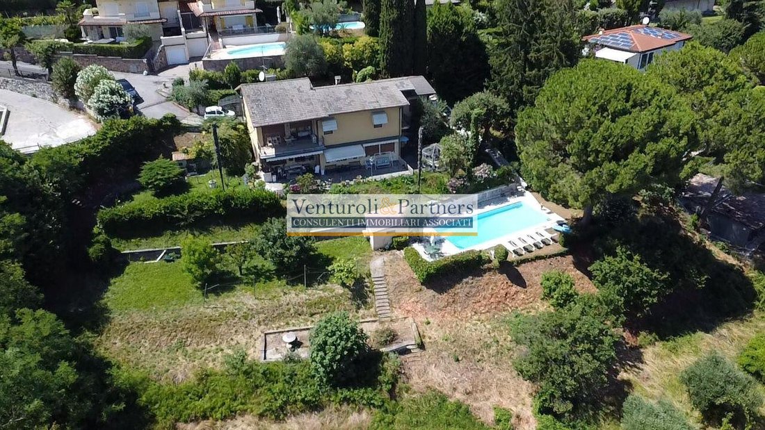 Villa in Soiano del Lago, Lombardy, Italy 2 - 16709011