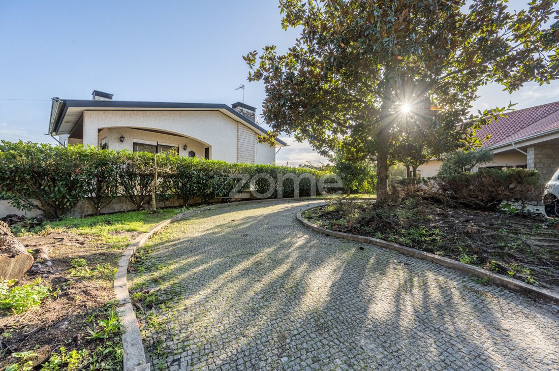 House in Loureiro, Aveiro District, Portugal 3 - 16708909
