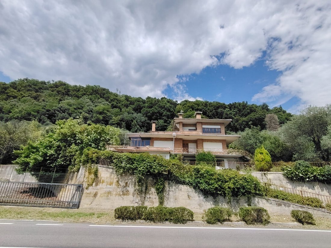 House in Bassano del Grappa, Veneto, Italy 1 - 16709014