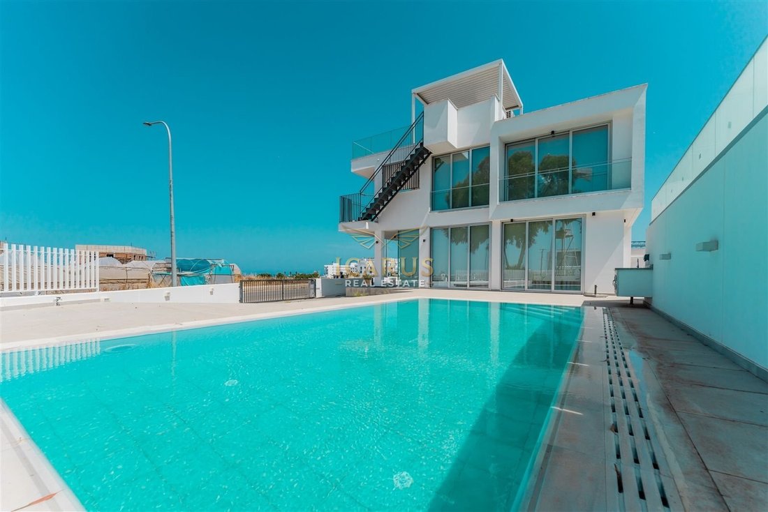 Casa en Paralimni, Distrito de Famagusta, Chipre 1 - 16706895