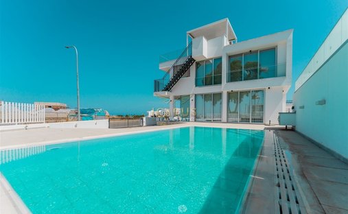 House in Paralimni, Famagusta, Cyprus 1