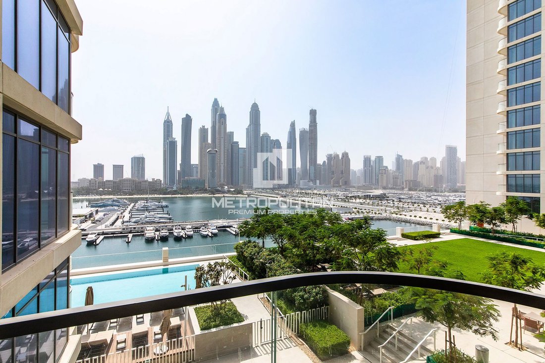 Apartment in Dubai Harbour, Dubai, United Arab Emirates 2 - 16707795