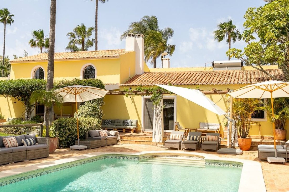Villa in Mexilhoeira Grande, Algarve, Portugal 4 - 16707460