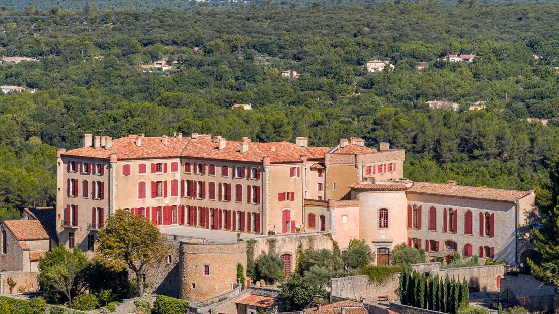 House in La Verdiere, Provence-Alpes-Côte d'Azur, France 1 - 16708479