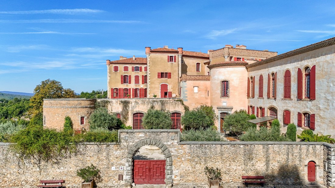 House in La Verdiere, Provence-Alpes-Côte d'Azur, France 4 - 16708479