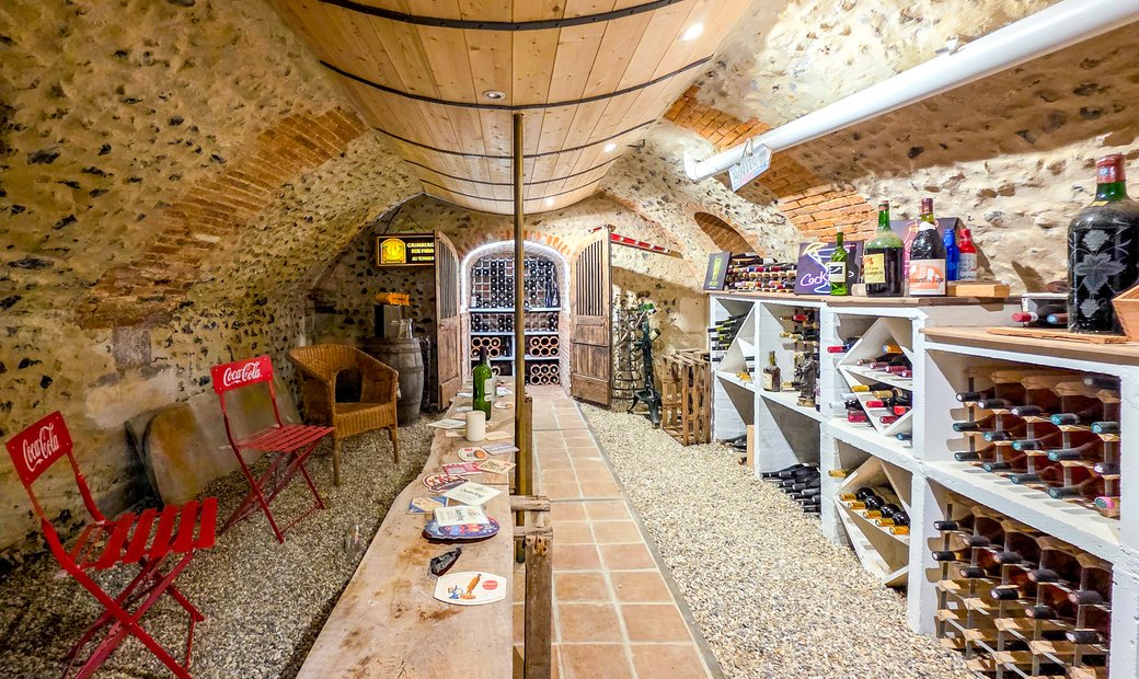 View of Generous Spaces And An Art Deco Ambiance In Lormaison, Hauts De France ...