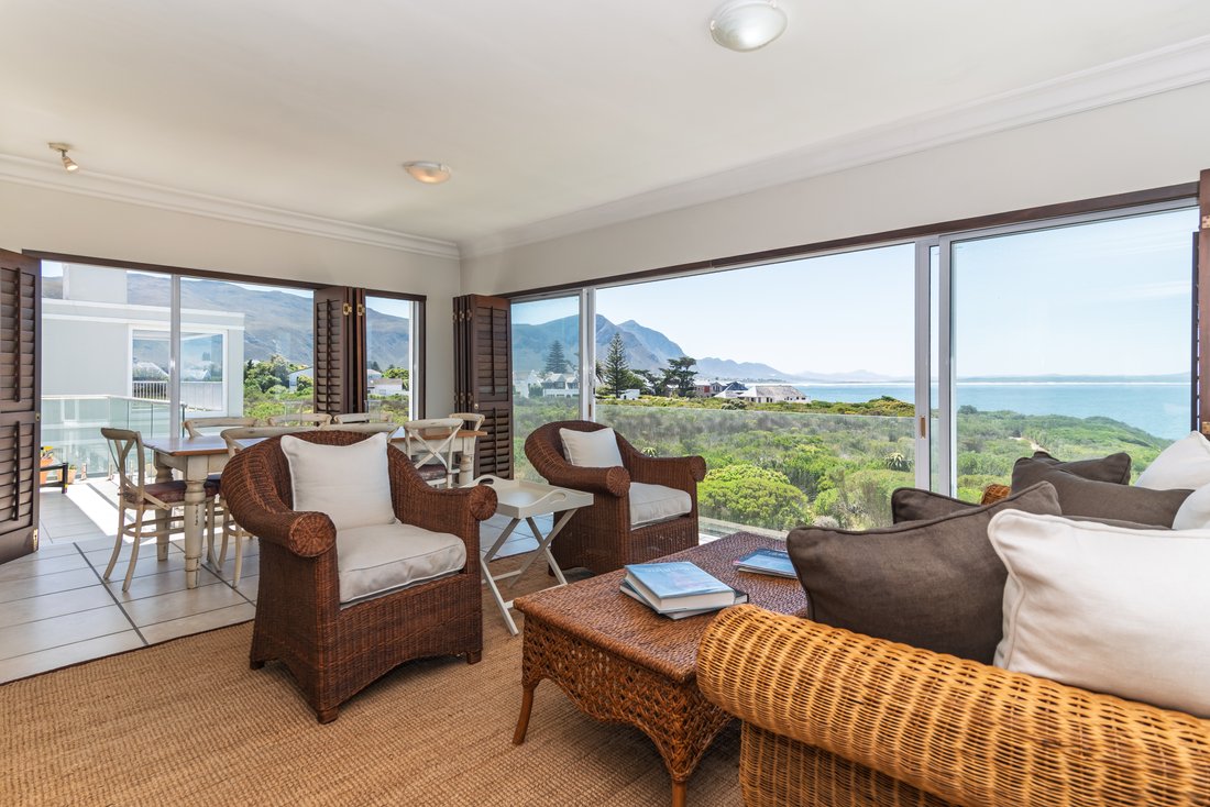 Apartment in Overstrand Local Municipality, Western Cape, South Africa 5 - 16706654
