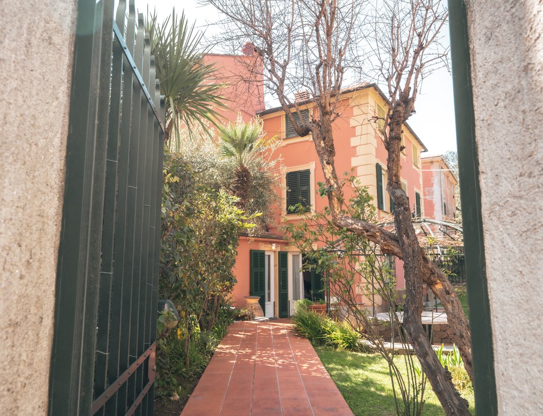 Apartment in Albissola Marina, Liguria, Italy 2 - 16706734