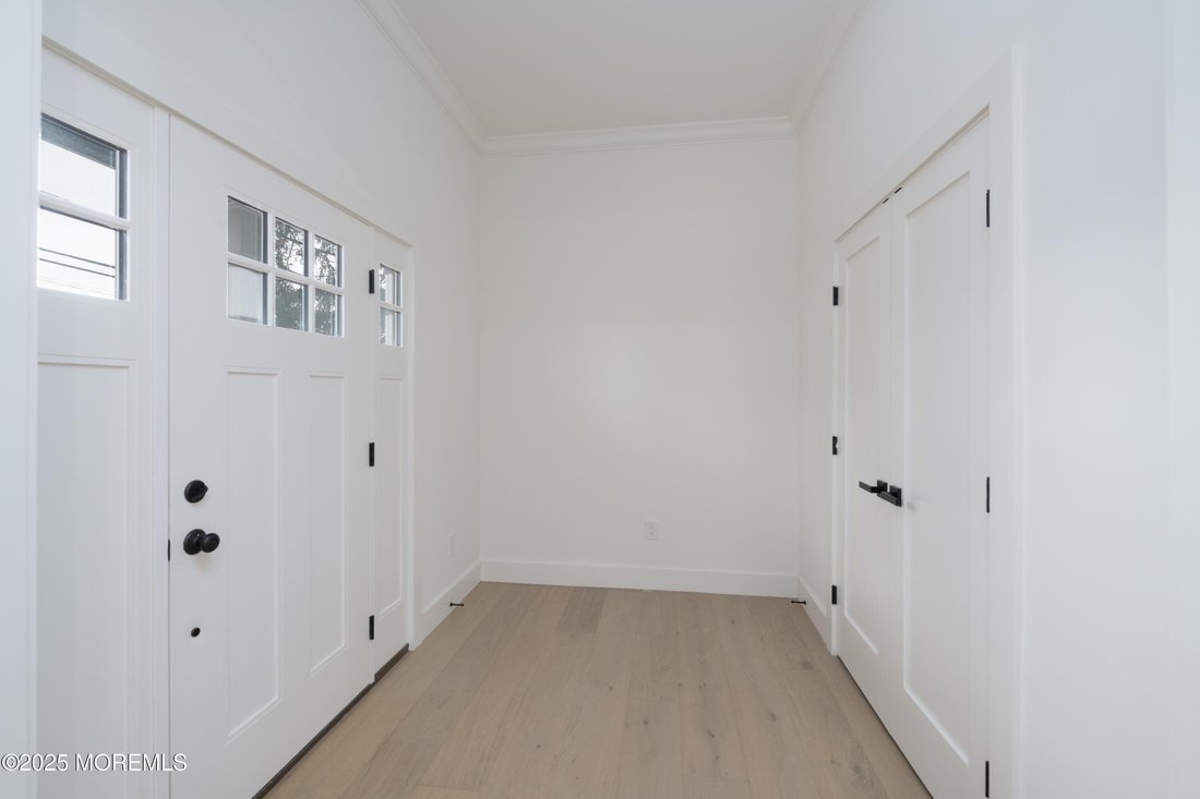 House in Metuchen, New Jersey, United States 4 - 16709242