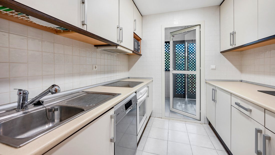 Apartment in Elviria-Cabopino, Marbella, Spain 5 - 16708493