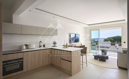 Apartment in La Source, Cannes, France 1