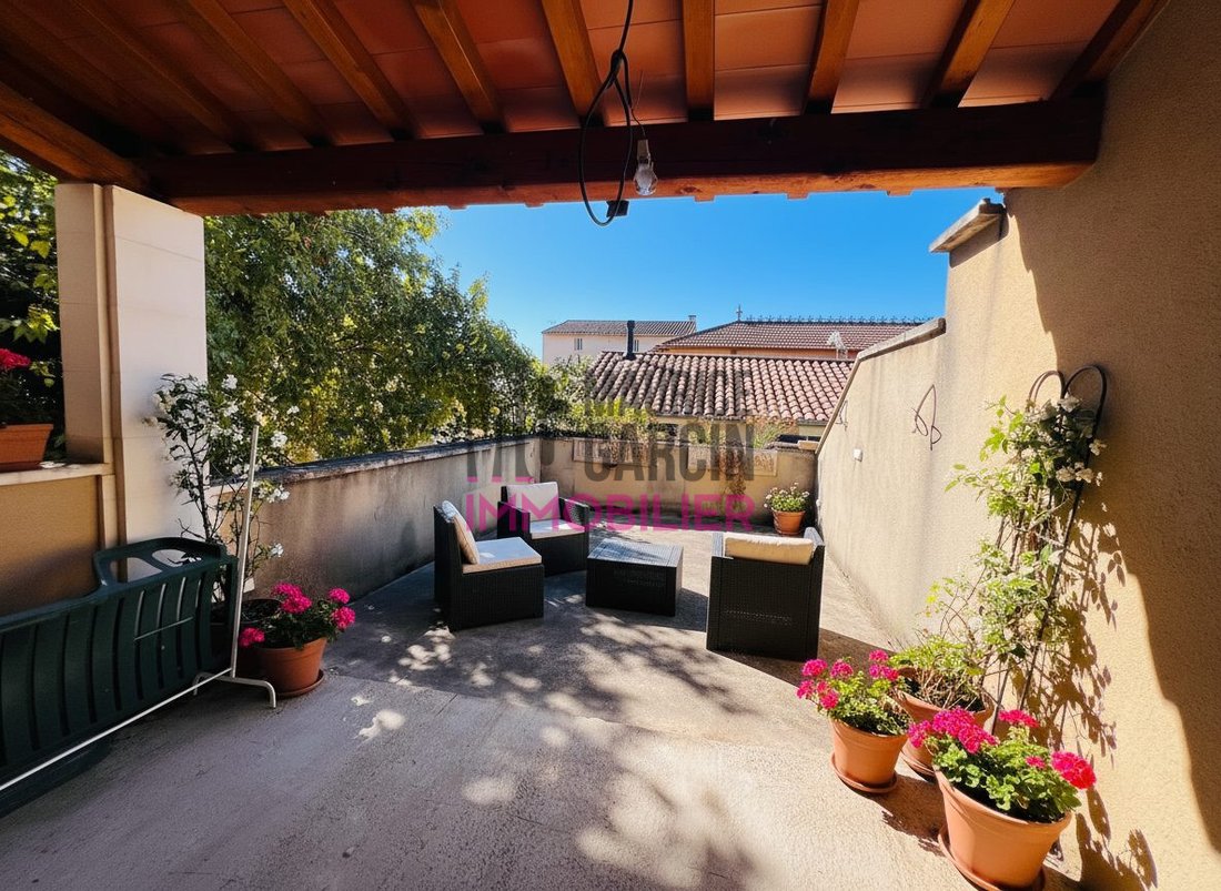 House in Eyragues, Provence-Alpes-Côte d'Azur, France 2 - 16207805