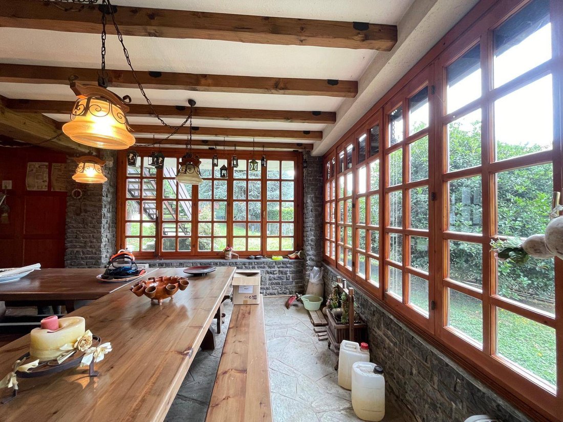 Villa in Santa Maria Hoe, Lombardy, Italy 1 - 16708834