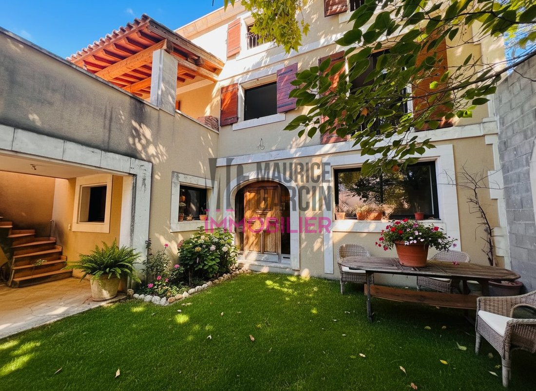 House in Eyragues, Provence-Alpes-Côte d'Azur, France 2 - 16207805