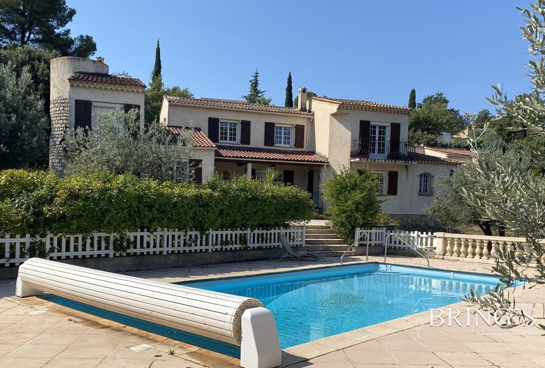 Villa in Trans-en-Provence, Provence-Alpes-Côte d'Azur, France 1 - 16709436