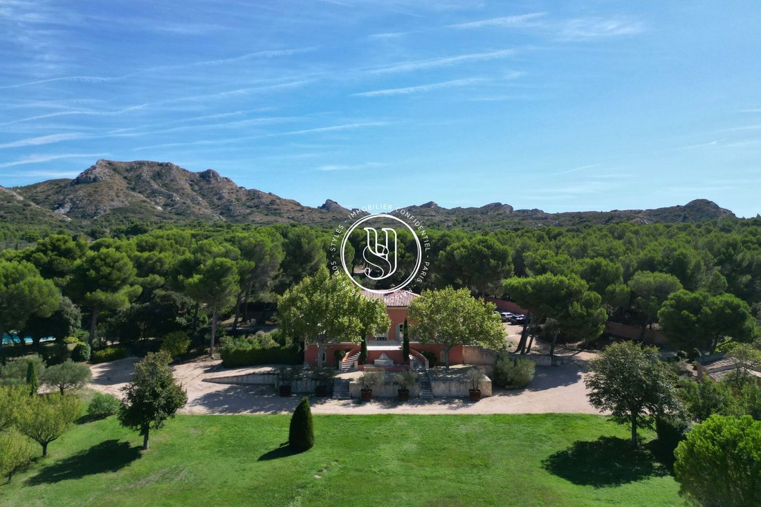 Villa in Saint-Rémy-de-Provence, Provence-Alpes-Côte d'Azur, France 5 - 16707261