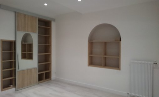 Castle for Sale in Écouflant, Pays de la Loire, France