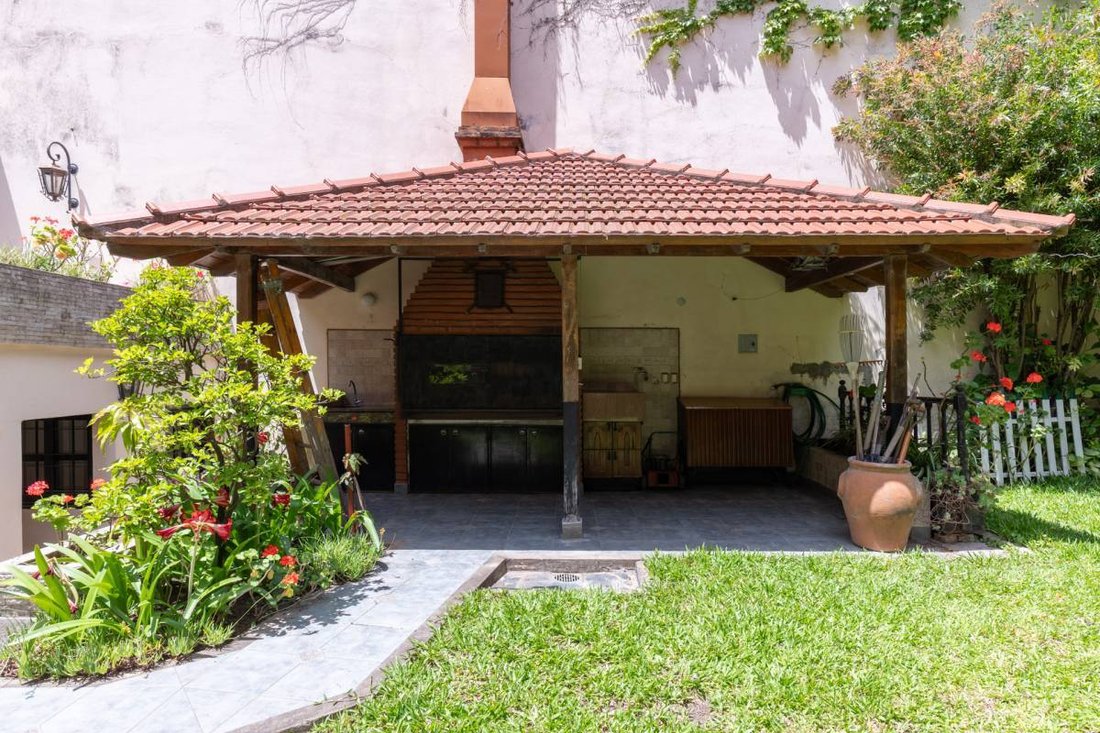 House in Buenos Aires, Buenos Aires, Argentina 1 - 16708242