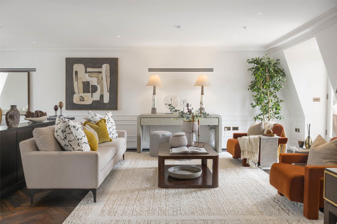 Apartment in Mayfair, Westminster, England 1 - 16689949