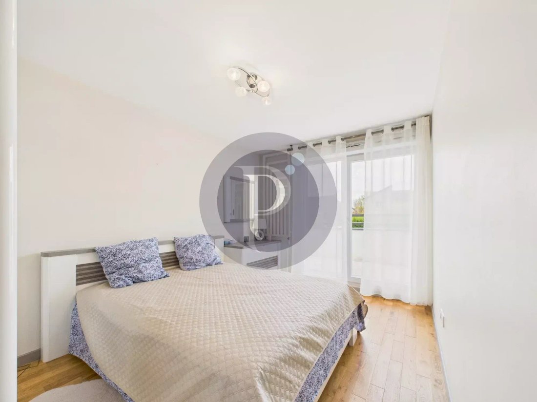 Apartment in Antony, Ile-de-France, France 3 - 16709950